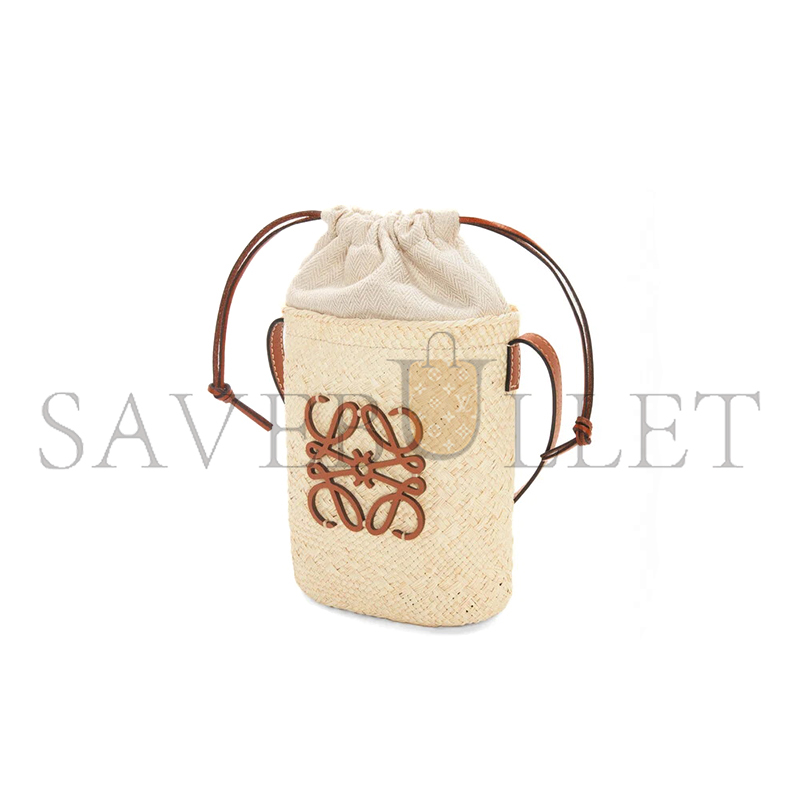 LOEWE SQUARE POCKET IN IRACA PALM AND CALFSKIN C630G35X05 (22.5*15*6cm)